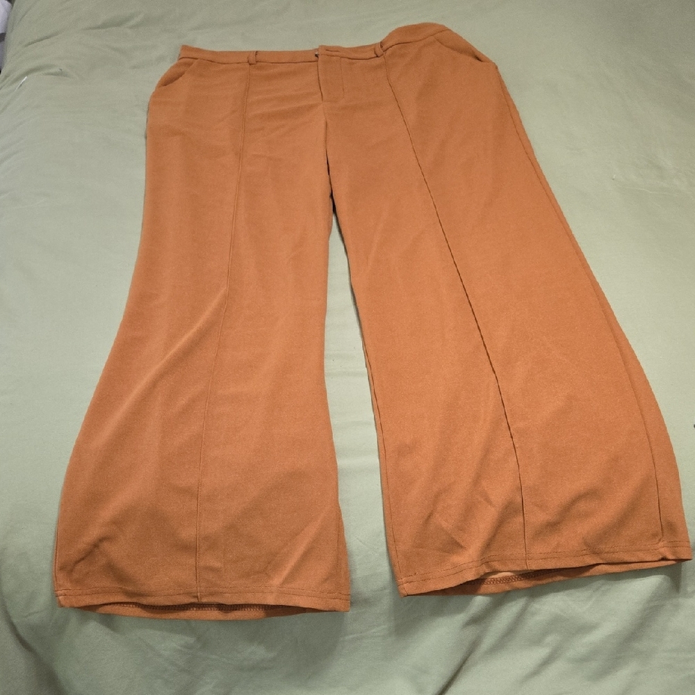 Women's Tan Trousers